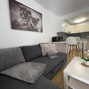 Apartment Gustamar 13